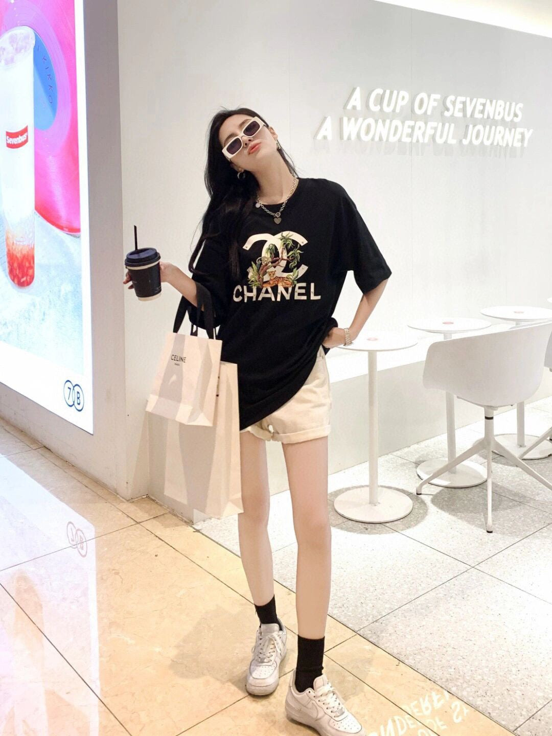 Chanel T-Shirt