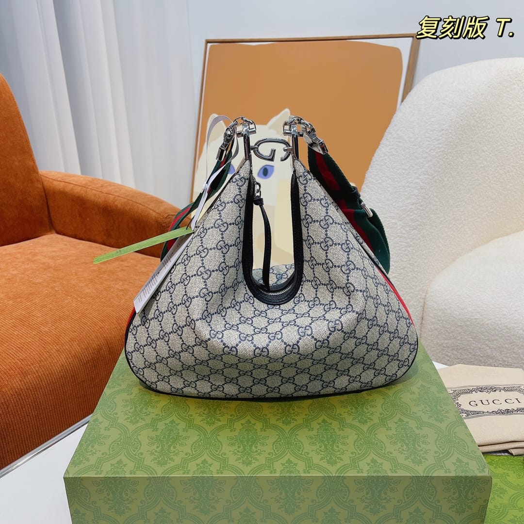 Gucci Attache Large Shoulder Bag Handbag