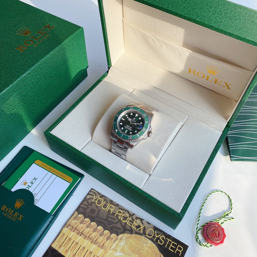 Rolex Submariner Green index dial Oyster - 39mm