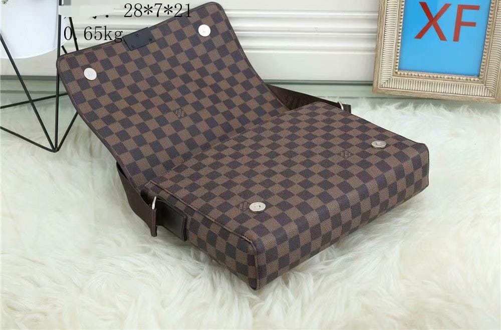 Louis Vuitton cross body bag