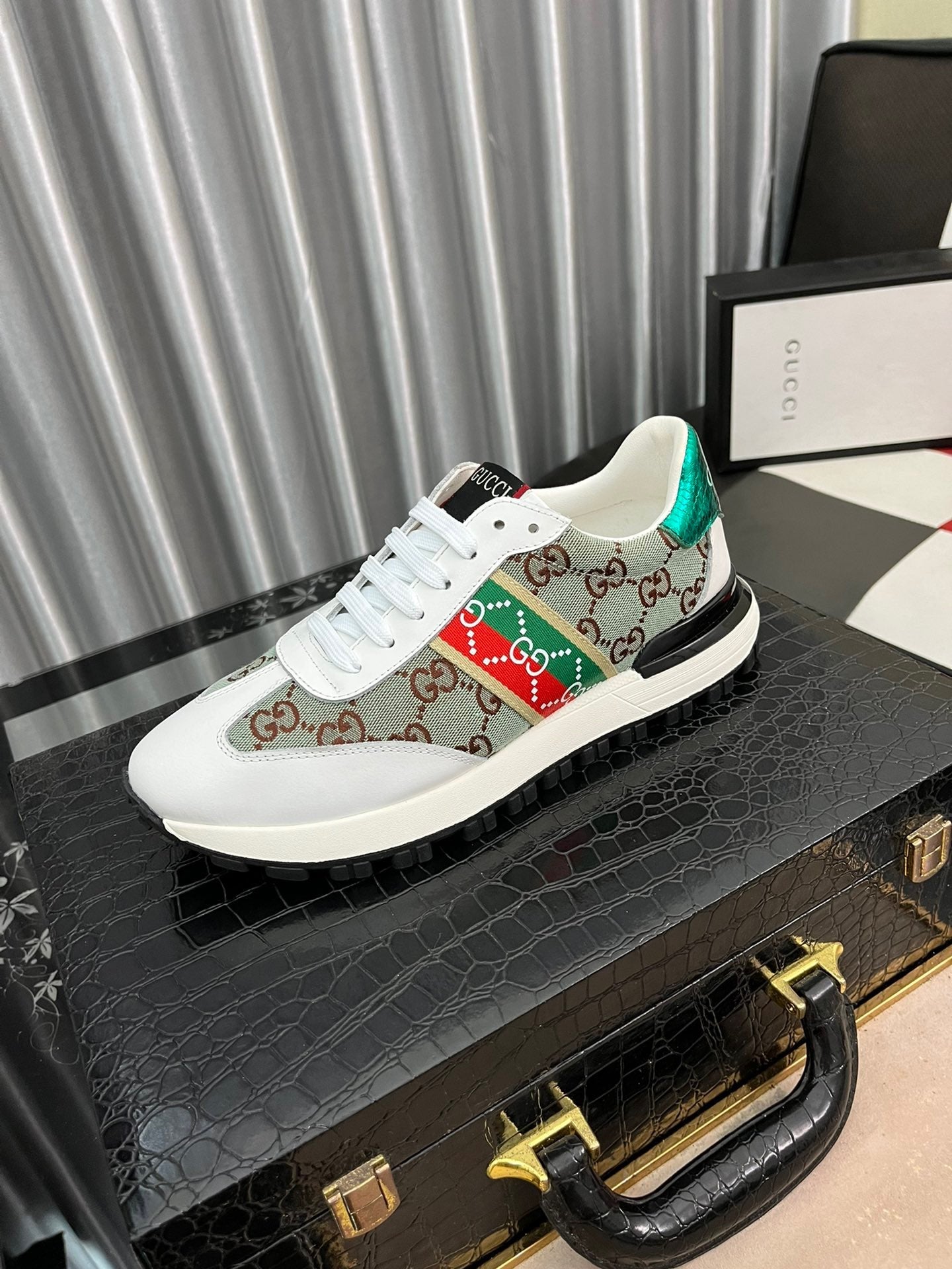 Gucci sneaker