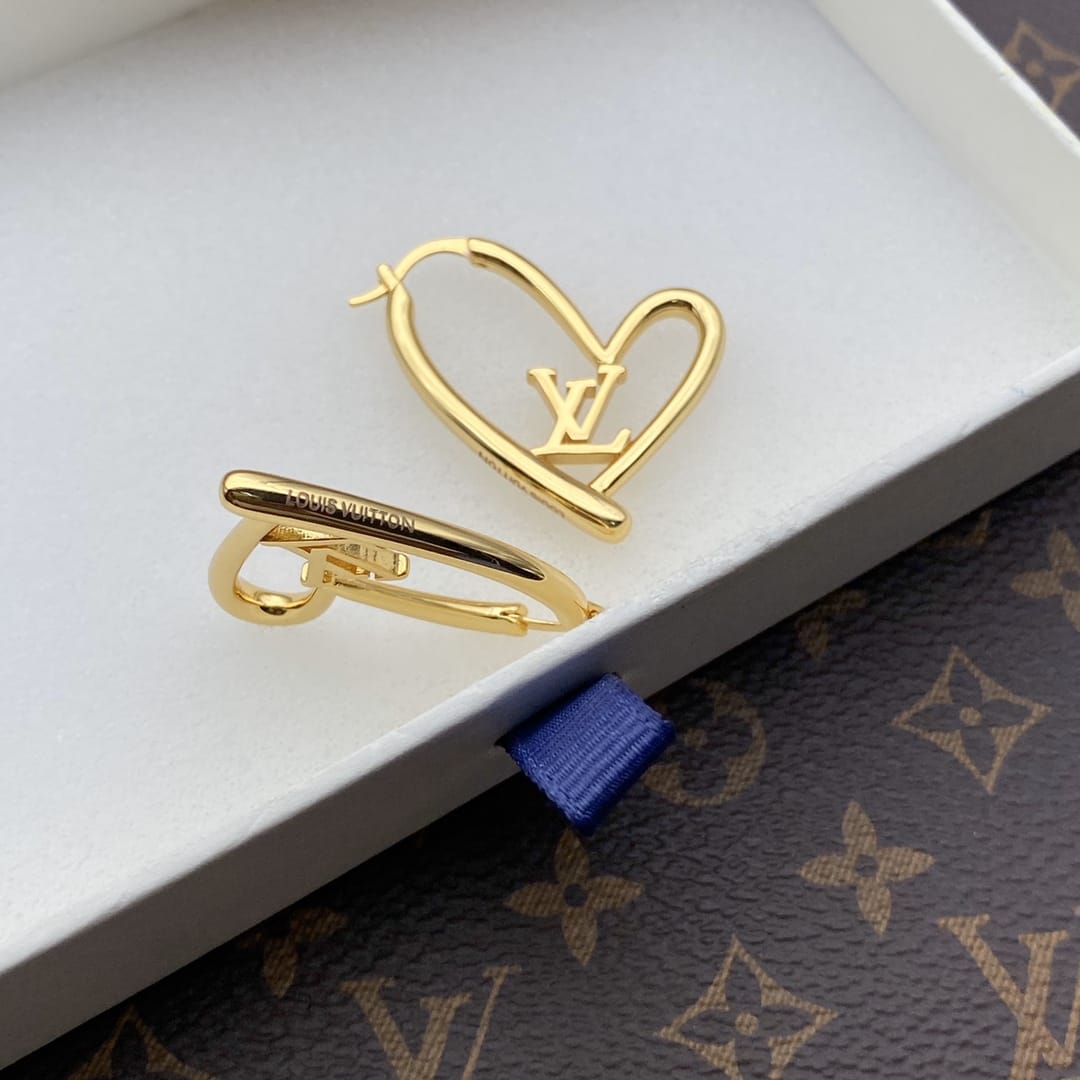 Louis Vuitton heart shaped Earrings – Merit Trends