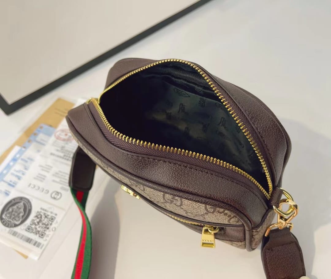Gucci Diana  Tote Handbag Sets