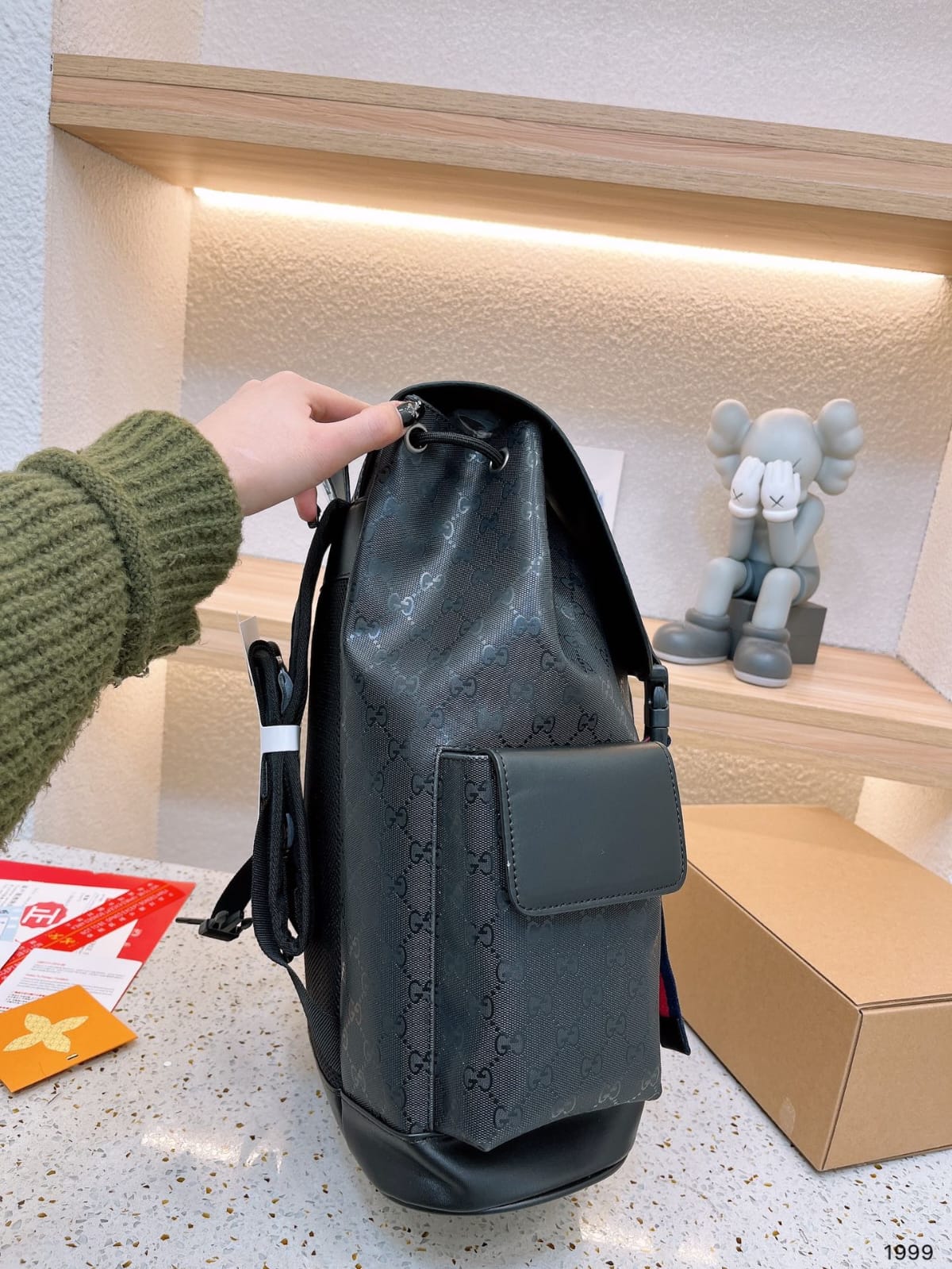 Gucci men bookbag best sale