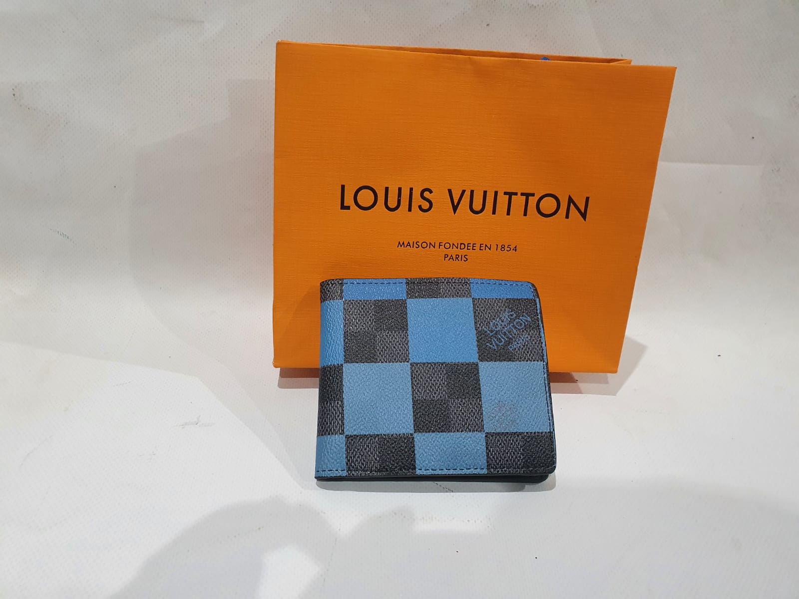 Louis Vuitton Wallet (Men)