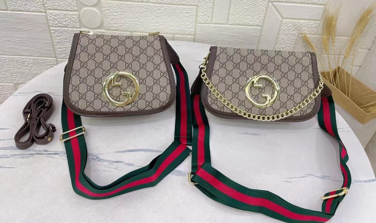 Gucci Blondie Medium in Beige and Ebony Supreme ( shoulder /crossbody ) Handbag