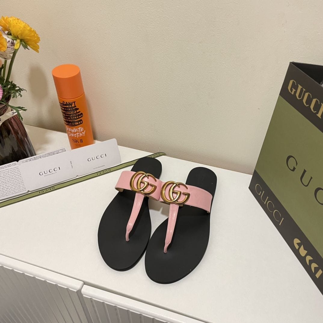 Gucci Thong Sandals /Slides /flip flops