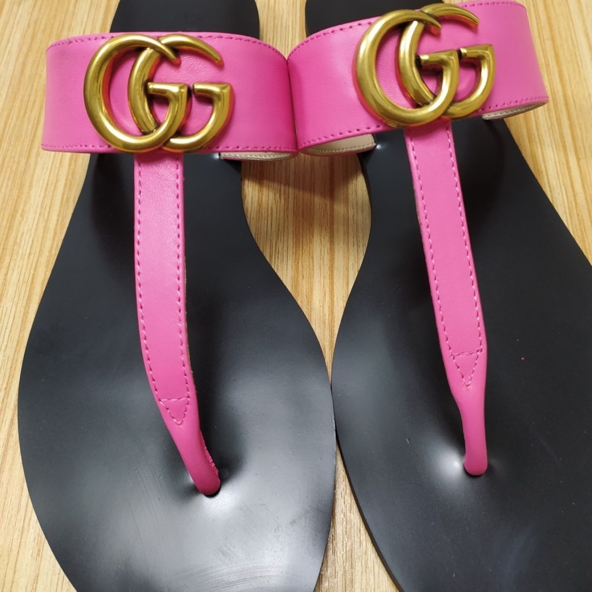 Gucci Thong Sandals /Slides /flip flops