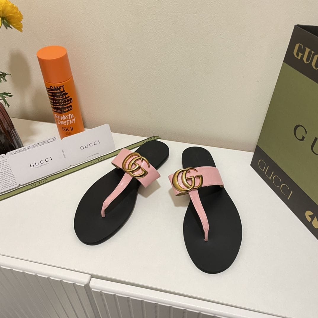 Gucci Thong Sandals /Slides /flip flops