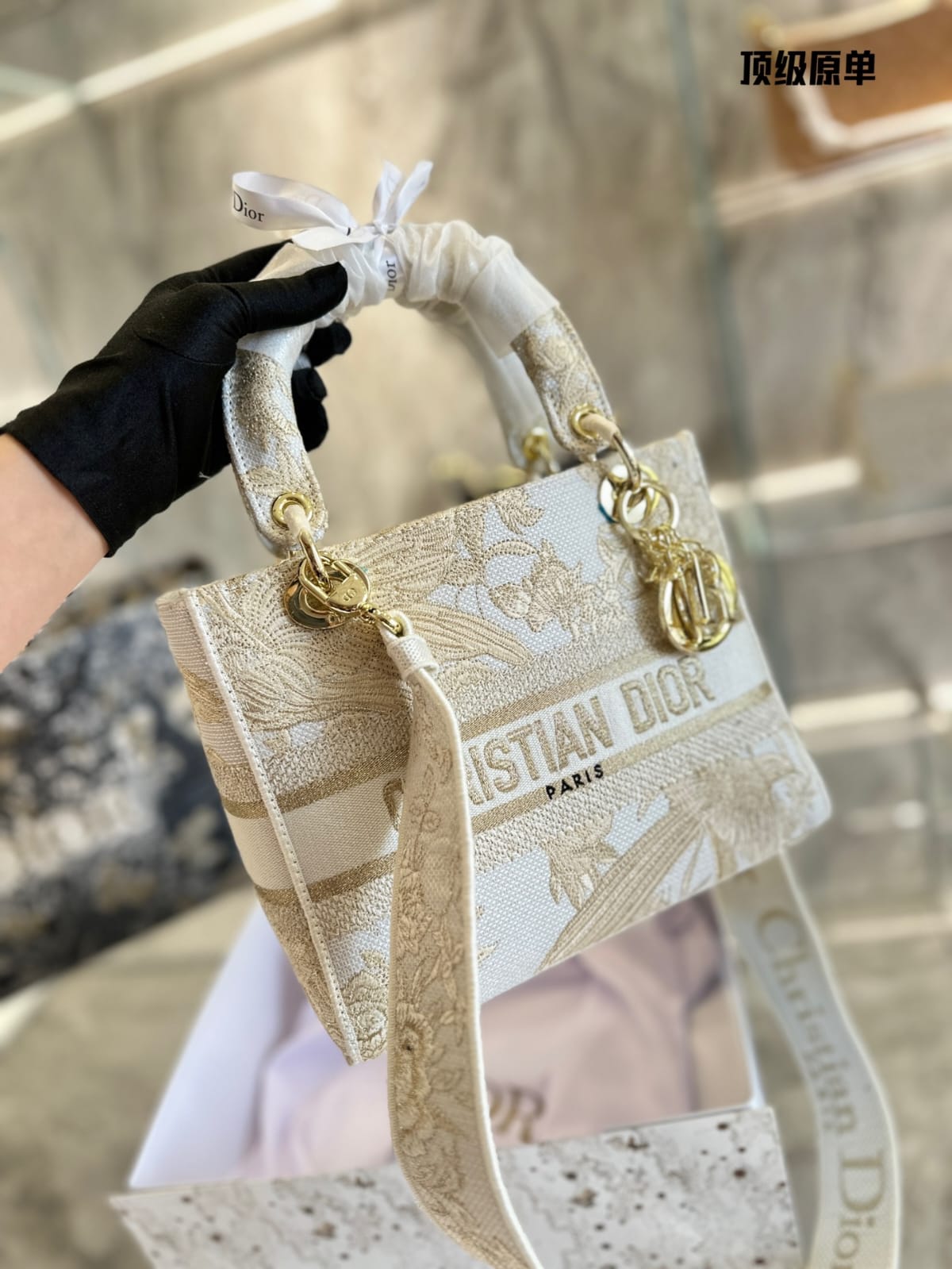 Christian Dior Medium  Lady D-Lite  Handbag ( Lushentic Version)