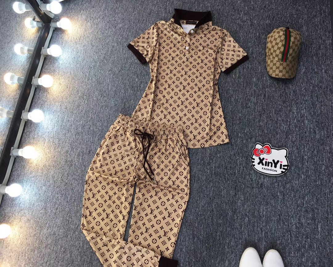Louis Vuitton  Jogger and Tshirts Set (Tracksuit)