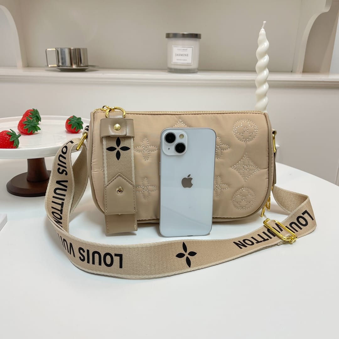 Louis Vuitton Handbag.