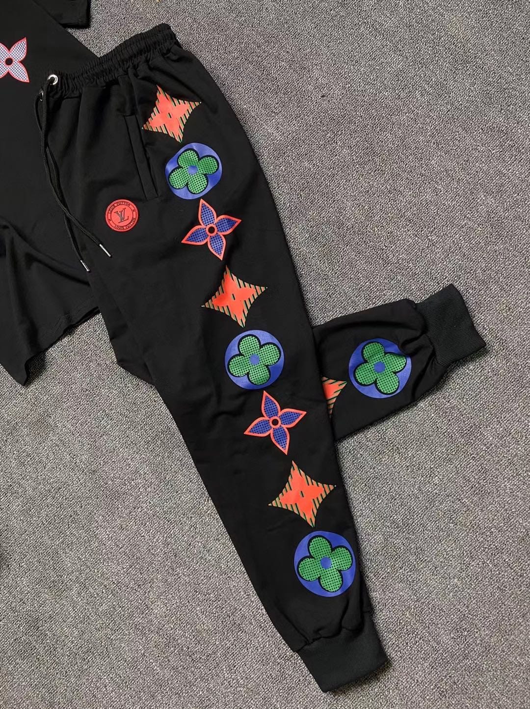 Louis Vuitton  Jogger and T-shirts Set ( tracksuit)