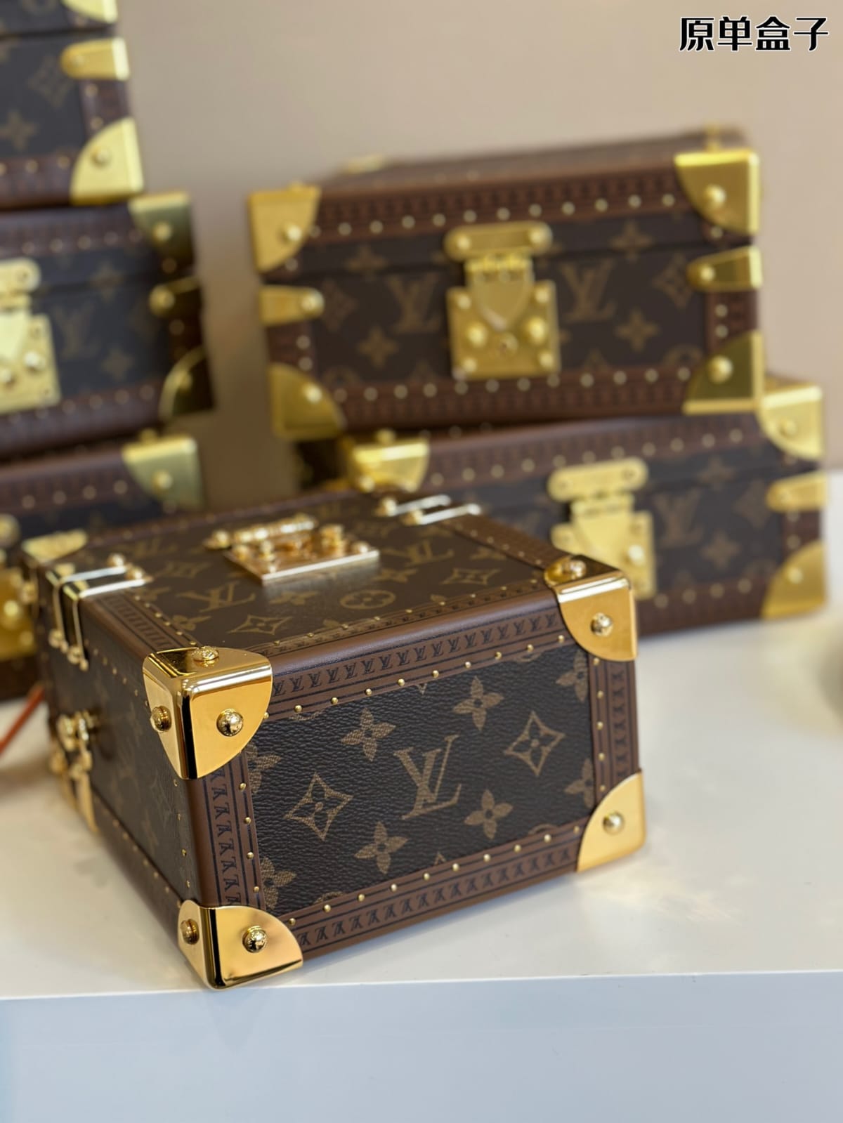 Louis Vuitton Camera Box M10079 Brown - lushenticbags